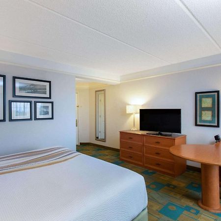 La Quinta By Wyndham Jacksonville Butler Blvd Exterior foto