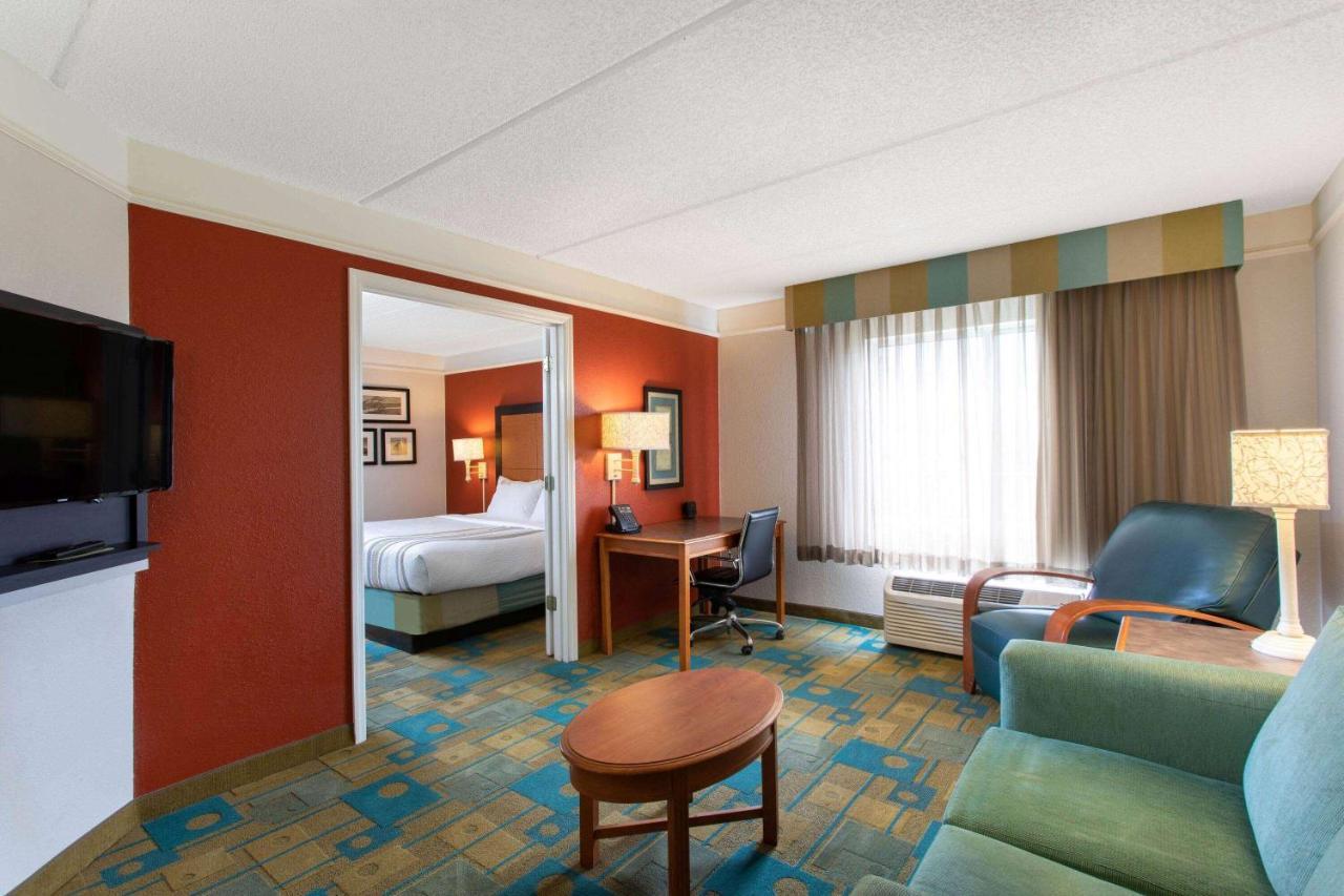 La Quinta By Wyndham Jacksonville Butler Blvd Exterior foto