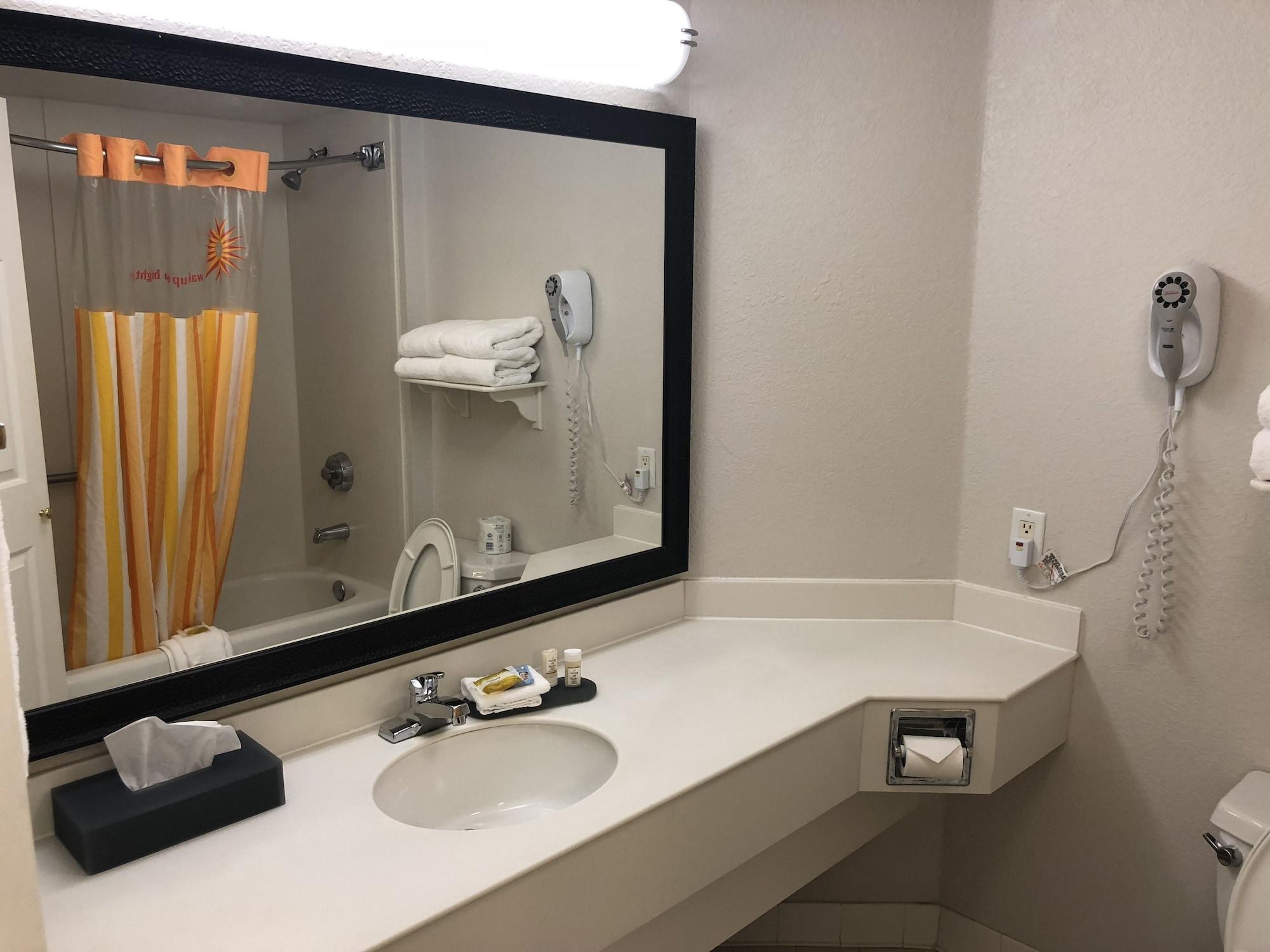 La Quinta By Wyndham Jacksonville Butler Blvd Exterior foto