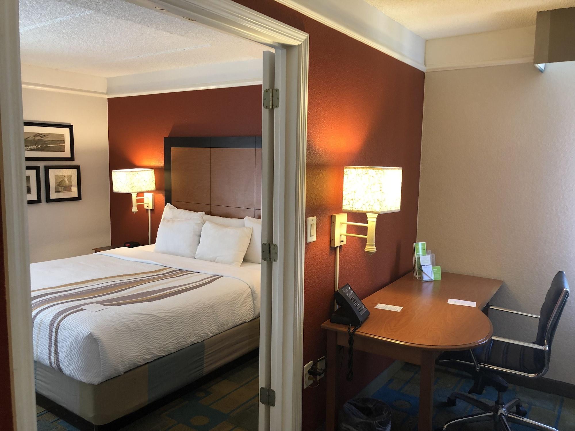 La Quinta By Wyndham Jacksonville Butler Blvd Exterior foto