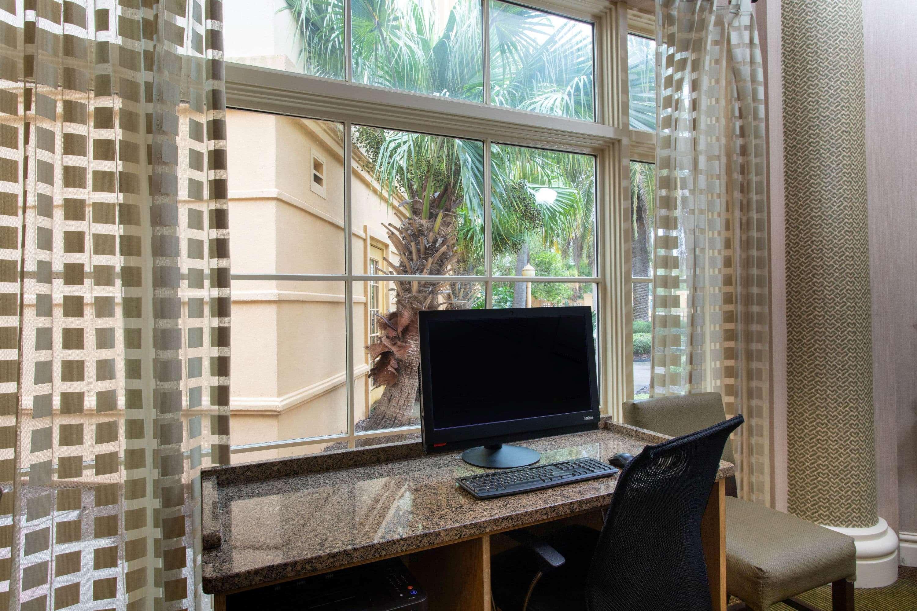 La Quinta By Wyndham Jacksonville Butler Blvd Exterior foto