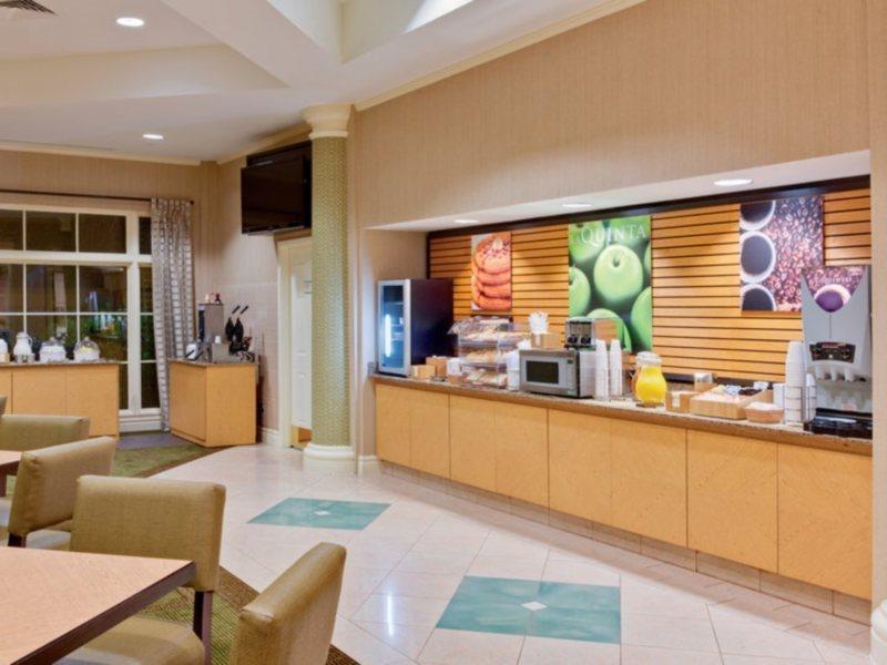 La Quinta By Wyndham Jacksonville Butler Blvd Exterior foto